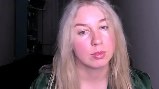 NancySanders online show from April 26, 7:22 pm