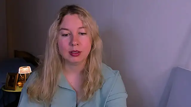 NancySanders online show from June 26, 8:10 pm