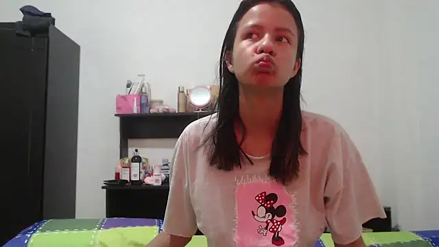 nathaly jones  online show from July 30, 12:50 pm