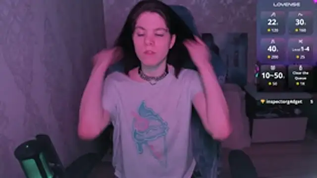 aestheticbeing online show from March 22, 12:11 pm