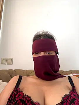 Rabroba89six online show from September 15, 1:30 pm