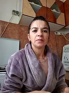 Snapshot of alinaalinutzq chatting on October 18, 2:09 pm alinaalinutzq online show from October 18, 2:09 pm