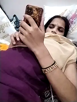 Sofia kuuu online show from November 4, 2:55 pm