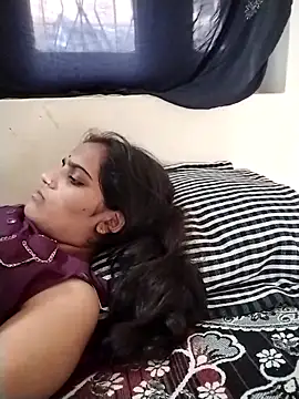 Snapshot of Sofia_kuuu chatting on October 7, 5:34 am Sofia kuuu online show from October 7, 5:34 am