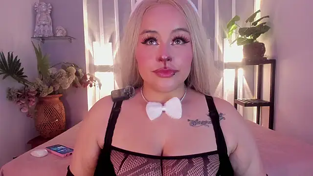 Celestte beautiful online show from October 31, 1:37 pm