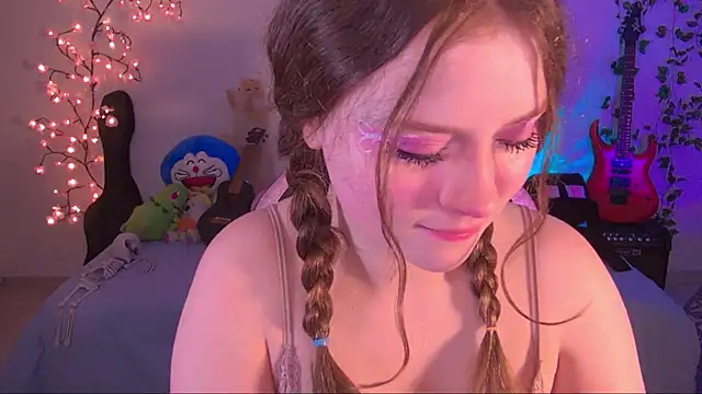 Lil bela online show from January 9, 12:20 pm