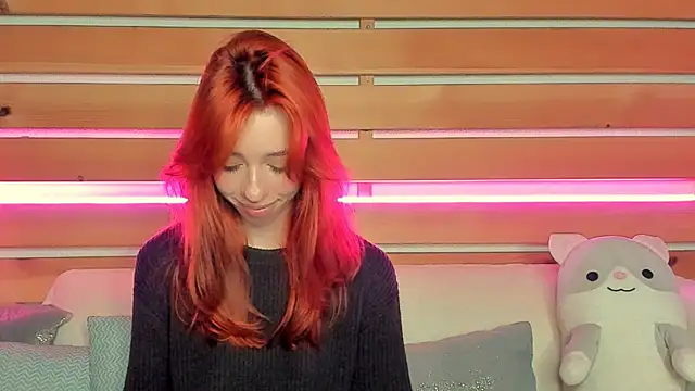 Lori Williams online show from September 22, 1:04 am