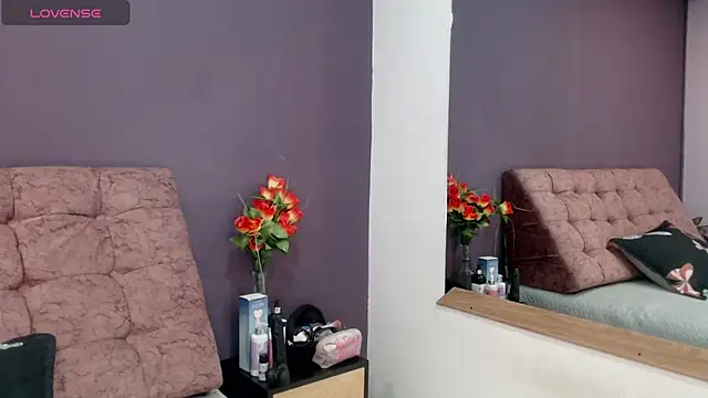 KateWelsin online show from December 18, 9:30 pm