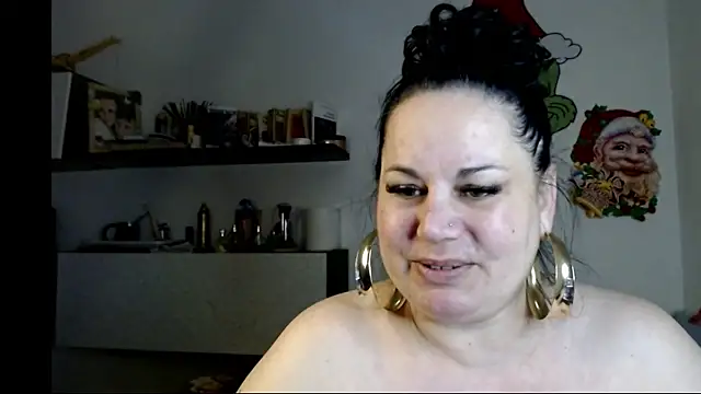 andreea2011 online show from March 12, 5:15 pm