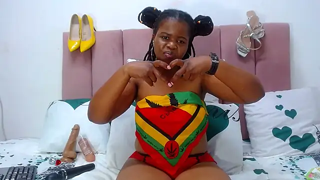 RoundaAssx22 online show from September 8, 9:25 pm