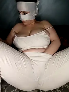 Lamia Queen  online show from October 29, 10:23 pm