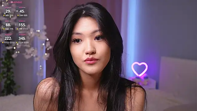 FancyEsten online show from July 22, 8:04 am