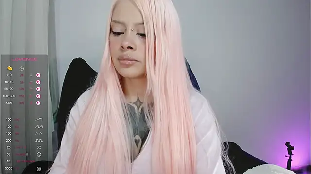 AlinaLukyanova online show from March 16, 4:48 am