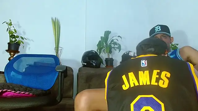 skinny23cm online show from March 29, 4:28 pm