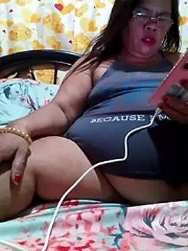 Huge mama69 online show from July 7, 7:34 am
