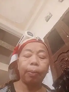 VangLe73 online show from September 13, 12:13 pm