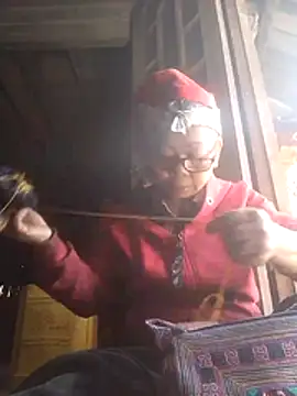 VangLe73 online show from December 3, 4:15 am