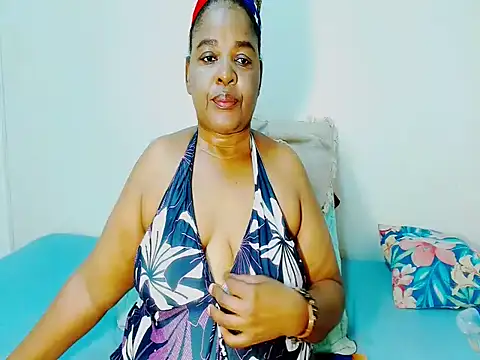 Love-Racheal75 online show from November 28, 3:42 am