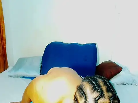 Love-Racheal75 online show from July 28, 3:43 pm