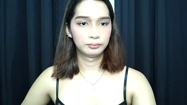 Sophia Trans online show from June 19, 8:56 pm