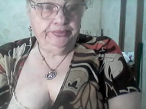 NatalieNorth online show from April 29, 9:42 pm