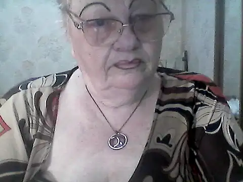 NatalieNorth online show from June 14, 10:10 pm