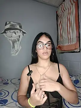 Bigtiti01 online show from June 1, 7:48 pm