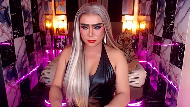 Seductivemeganxx online show from December 1, 6:06 am