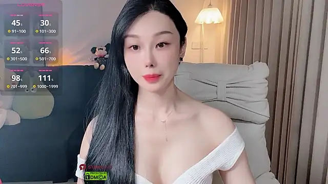 Xiatian520  online show from June 5, 2:12 pm