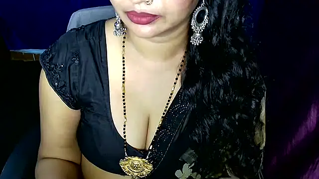 QUEEN SAKHI- online show from June 27, 12:44 pm