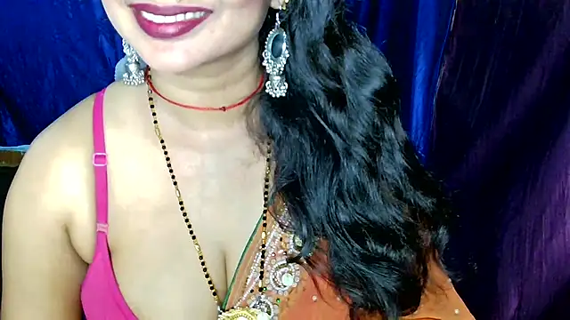 QUEEN SAKHI- online show from June 10, 9:08 am