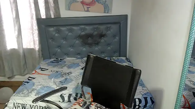 sarah aguilar online show from May 2, 4:54 pm