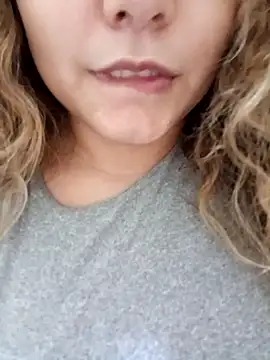 Theredcorazon online show from March 19, 6:51 am