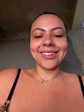 Chloe Leaozinho online show from July 10, 12:49 pm