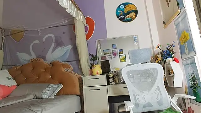 lyly asian online show from July 14, 10:21 am