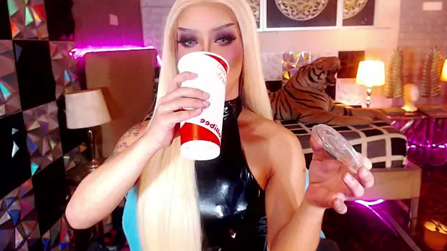 seductivevictoriaxxxx online show from September 24, 7:51 am