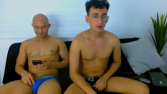 twoboyssex online show from November 29, 3:32 am