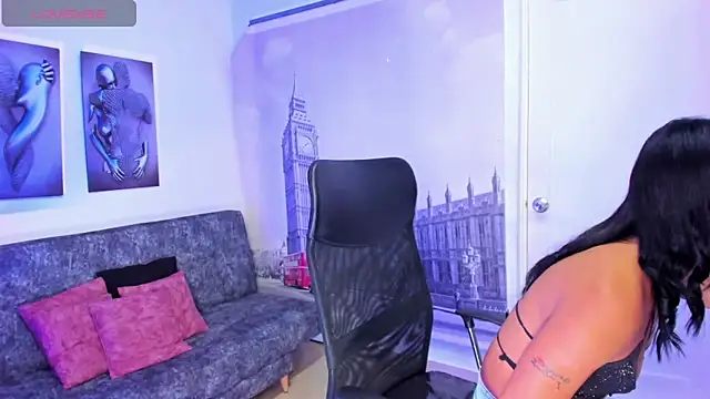 keytinthomson  online show from November 6, 7:53 pm