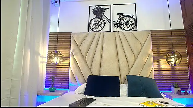 Cinthiabaker online show from September 12, 12:23 pm