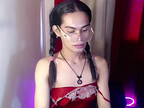 bellalot online show from September 20, 11:58 pm