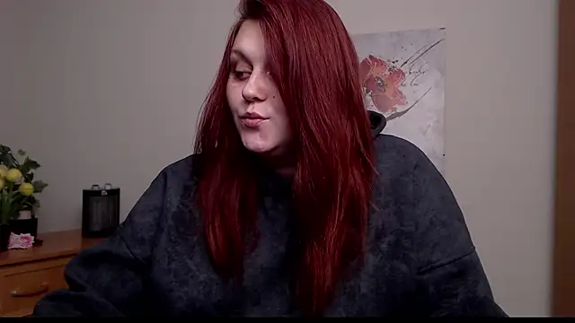 Alisawoods  online show from March 12, 1:25 pm