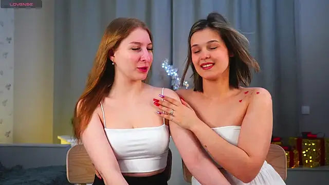 LorettaGladman online show from December 4, 4:59 am