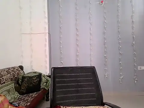 Meri Cutie Pie online show from September 23, 9:51 am