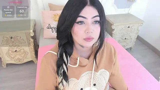 MeganStar   online show from January 18, 12:45 pm