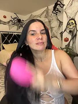 Snapshot of carol_cruz133 chatting on October 20, 11:30 pm carol cruz133 online show from October 20, 11:30 pm
