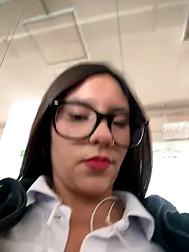 Snapshot of Katie_rawwww chatting on October 22, 3:06 pm Katie rawwww online show from October 22, 3:06 pm