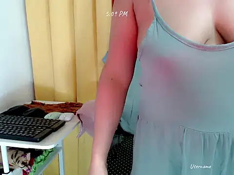 nesianhottits online show from July 10, 9:10 am