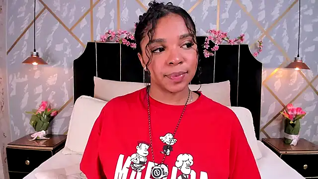 LisaMendez online show from May 2, 3:54 am