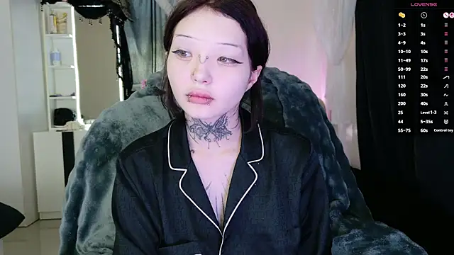 Lein Bone online show from June 16, 3:29 am