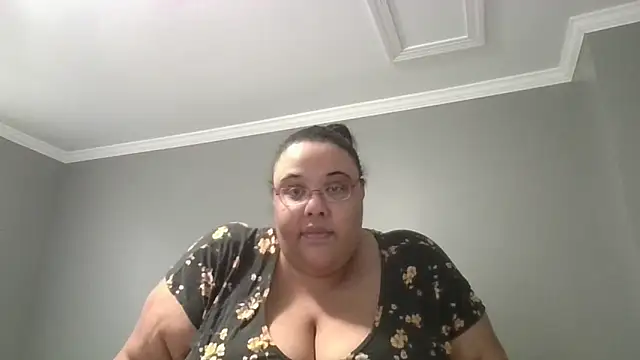 SexyBBW10790 online show from February 11, 3:24 pm